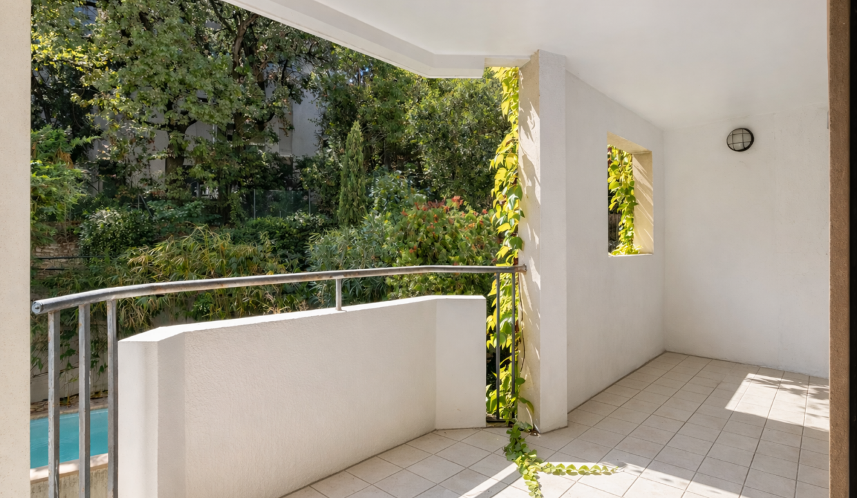 47B2873A-62BA-4E71-89C8-E1780A0A146D